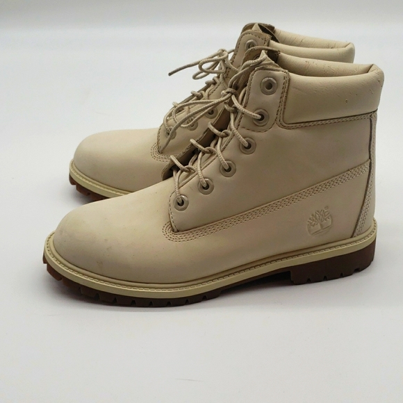 TIMBERLAND SIZE US 6 1/2 COLOR OFF WHITE CREAM CONDITION USED 2X - Picture 2 of 11